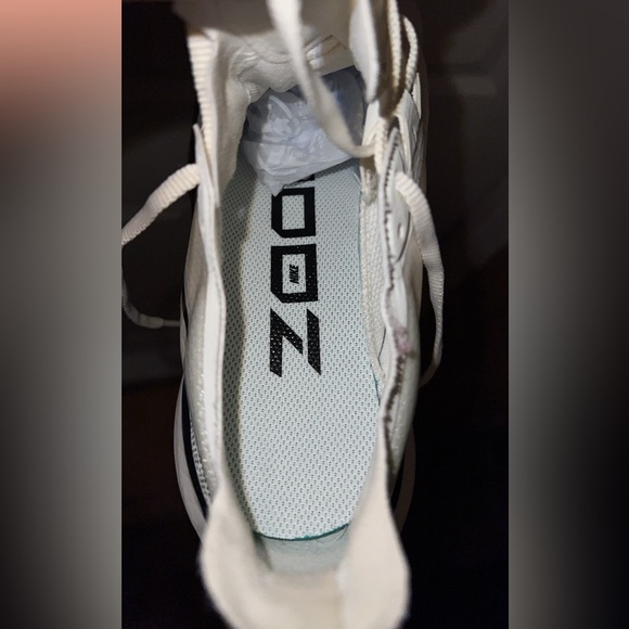 New Nike zoom gravity running sneakers CU4824-100 unisex Women’s US 10.5 men’s 9 - Picture 9 of 9